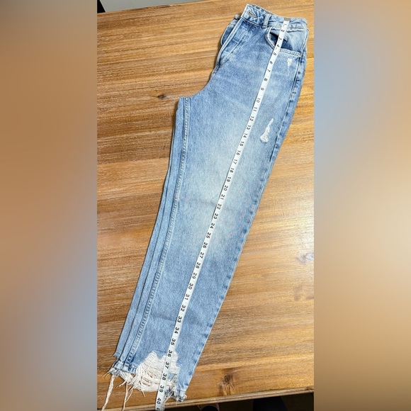 Zara high waisted multi-button jeans - Picture 11 of 14